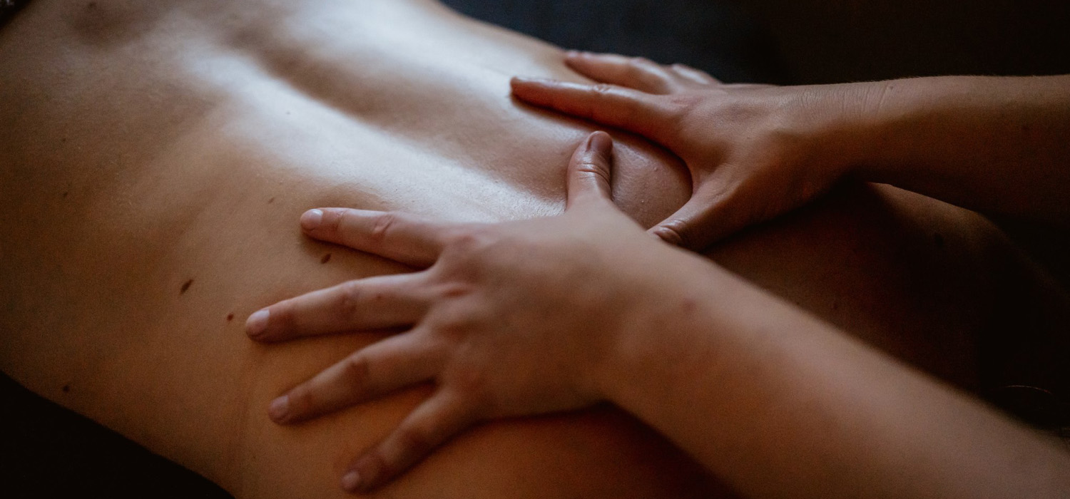 Sportmassage Ilse Zieverink stijve spieren2 Rugmassage spierpijn spierknopen ontspanningsmassage